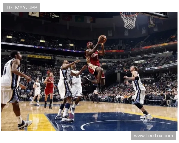 莫兰德全能表现12分8篮板7助3帽带领球队战胜宁波精彩回顾